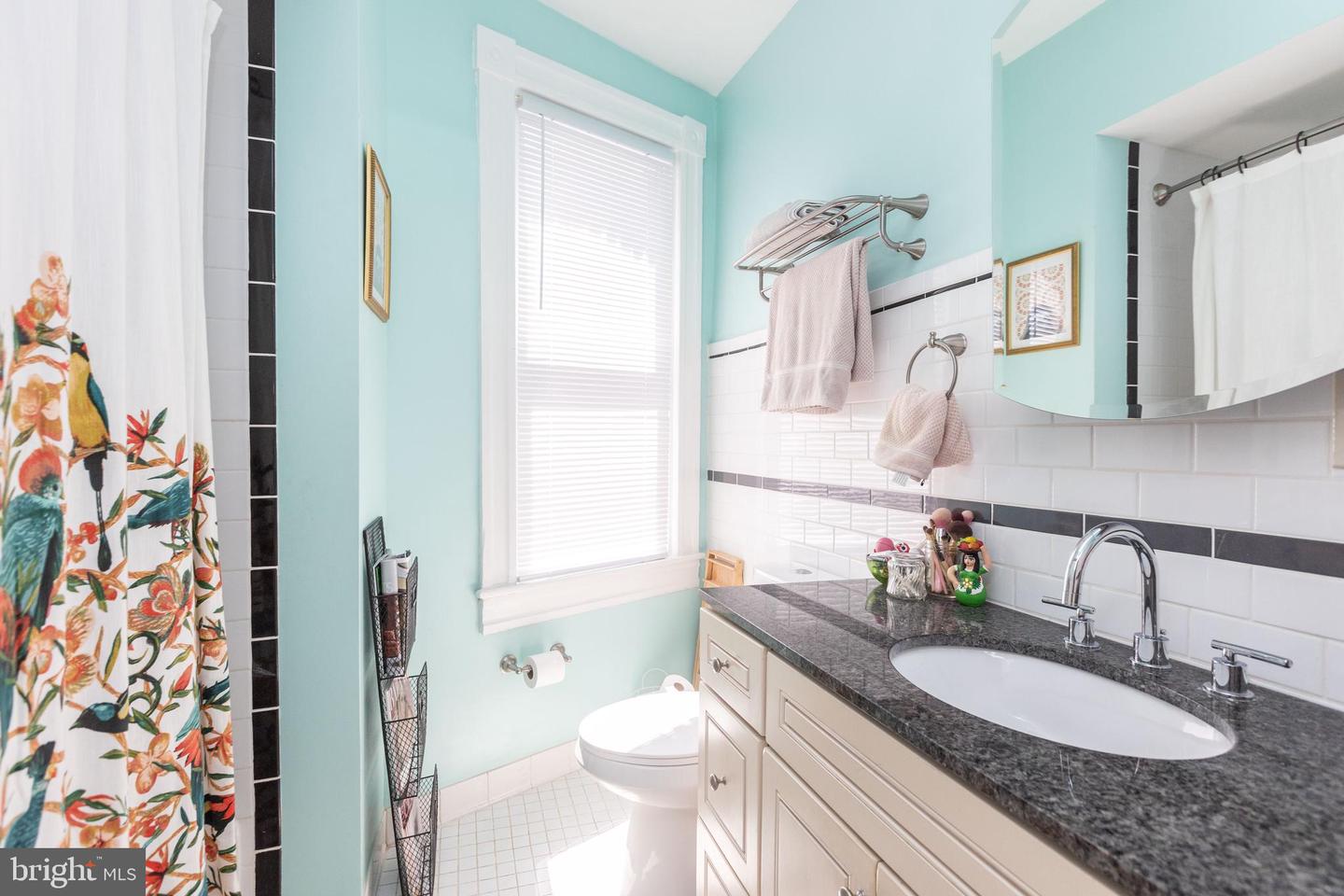 3009 OVERLAND AVENUE