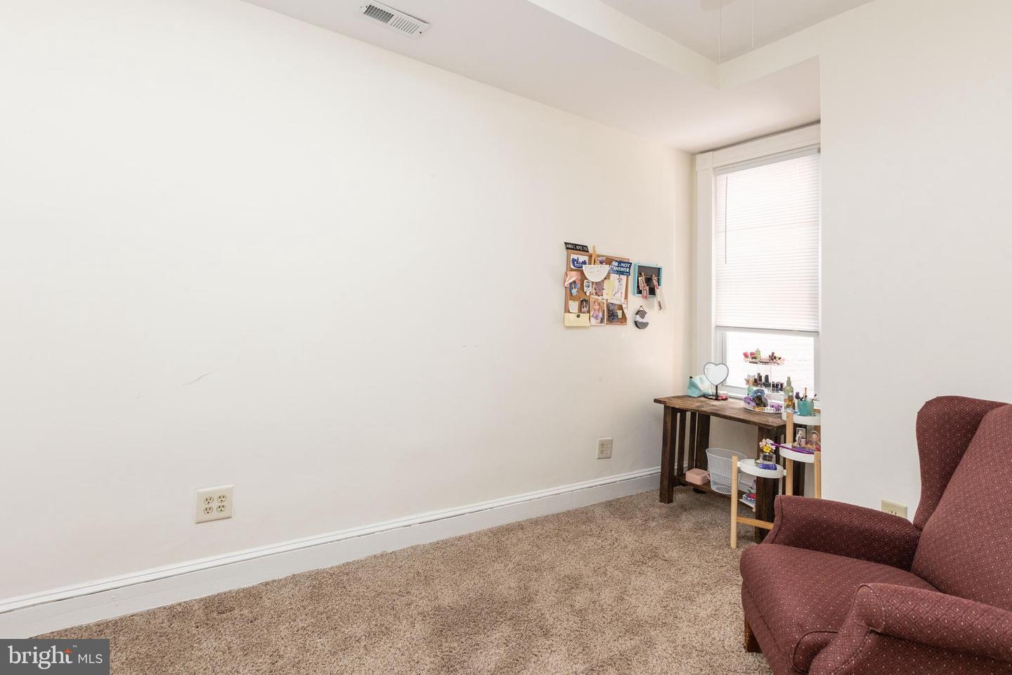 3009 OVERLAND AVENUE