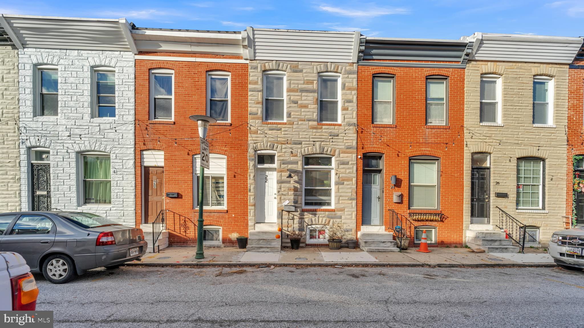 22 N Decker Ave