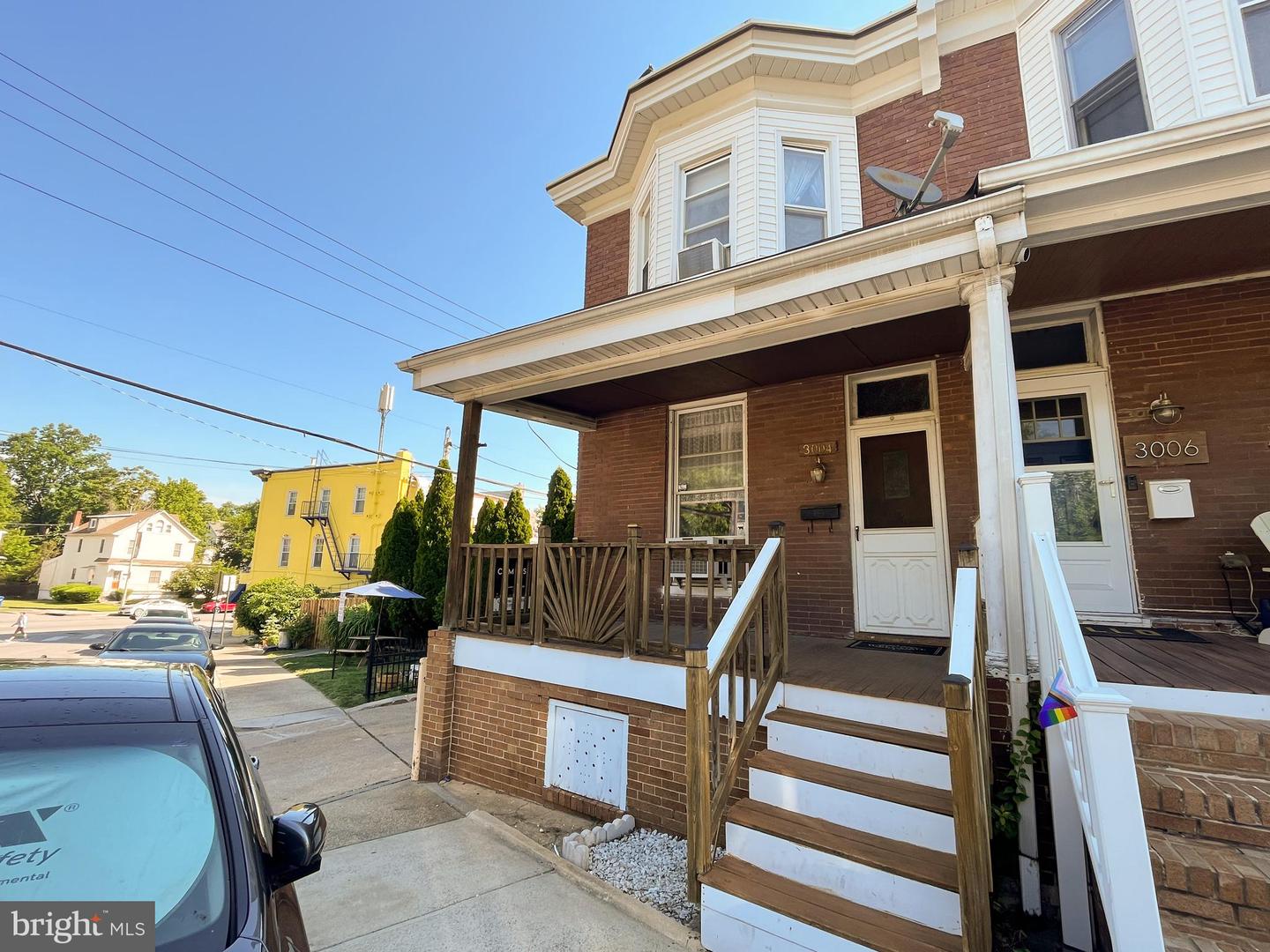 3004 Weaver Ave