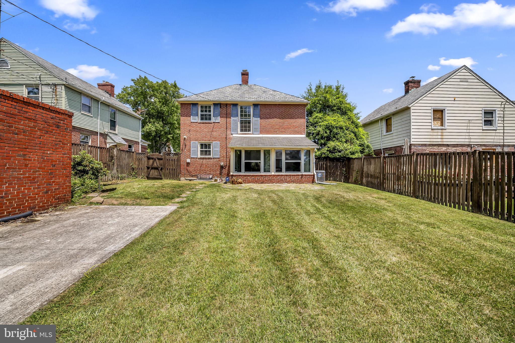 1207 Windemere Ave