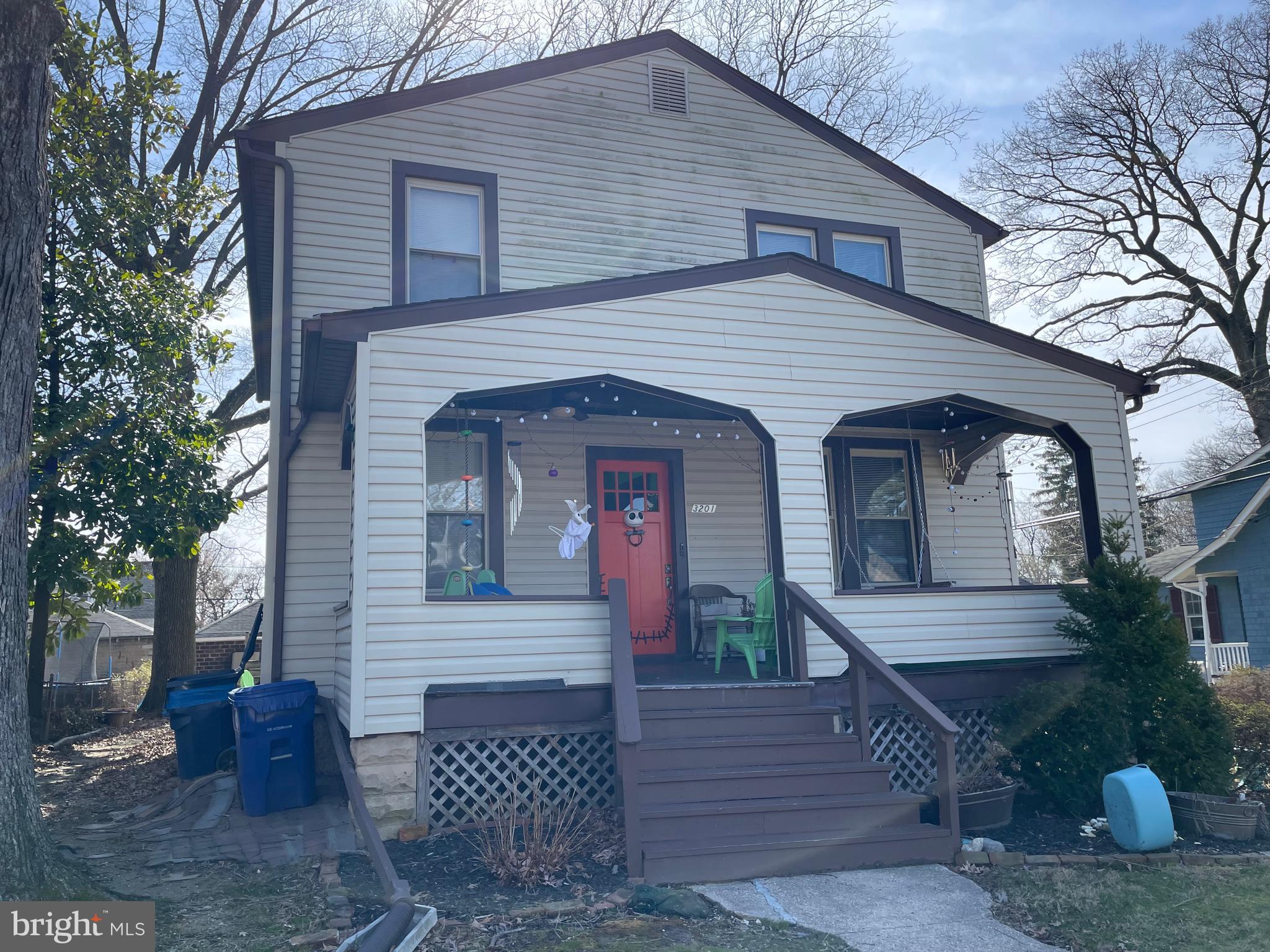 3201 Juneau Pl