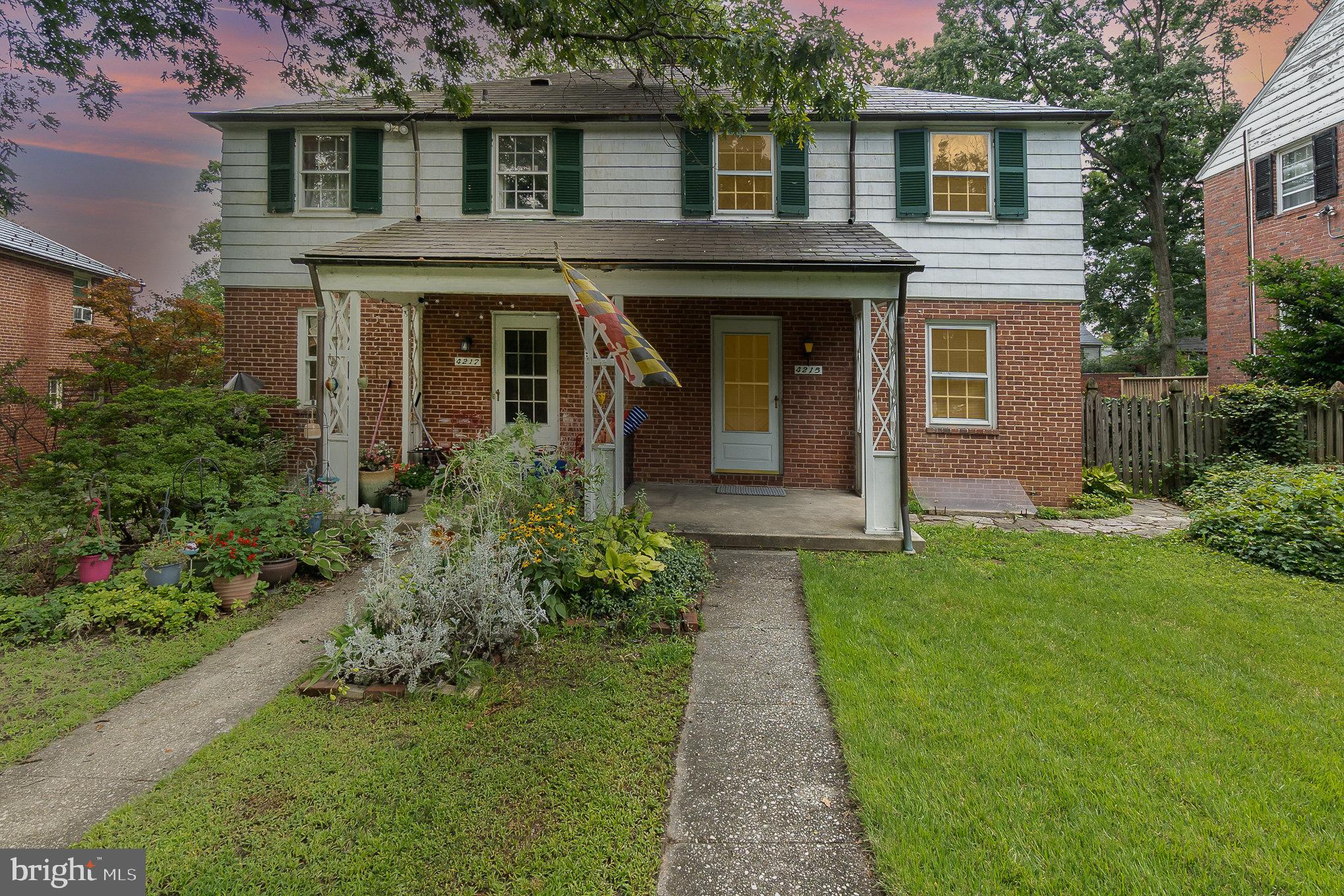 4215 Eastview Rd