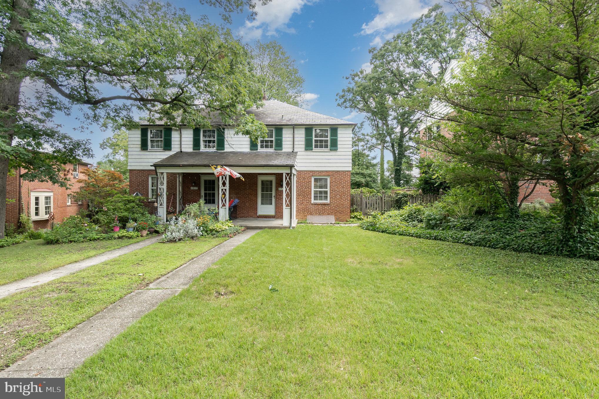 4215 Eastview Rd