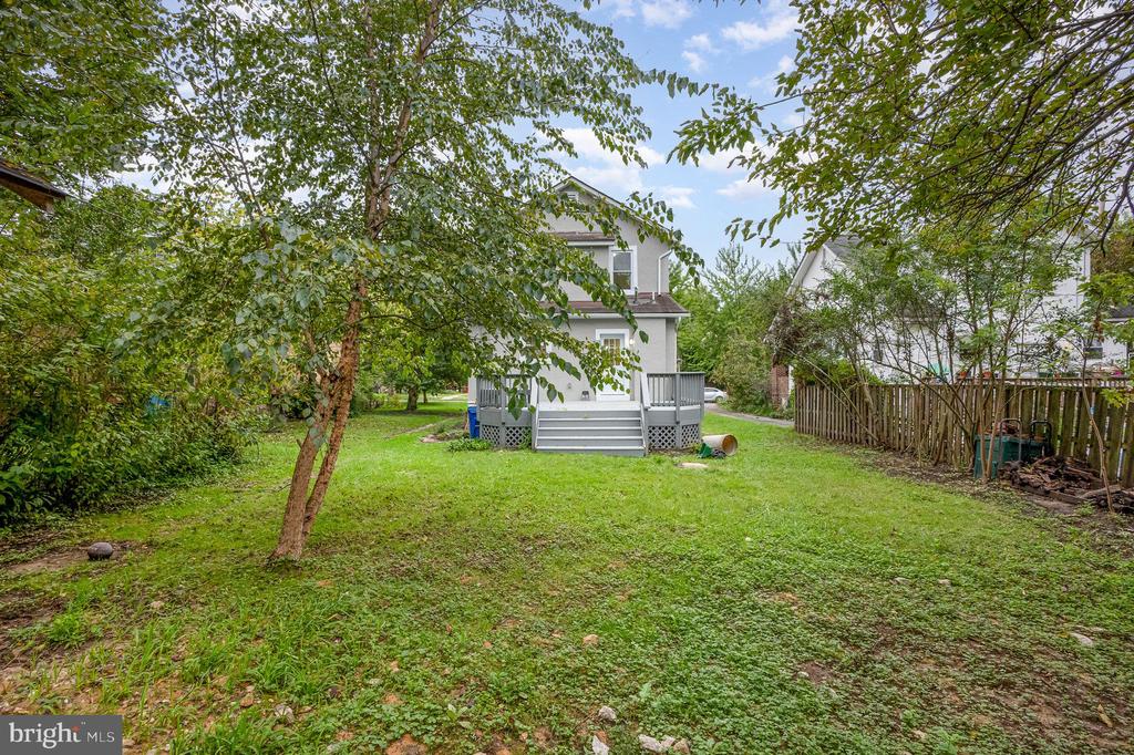 3204 Montebello Ter
