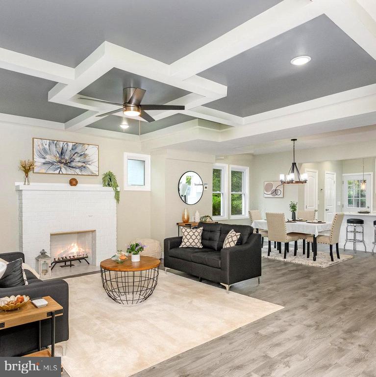 3204 Montebello Ter