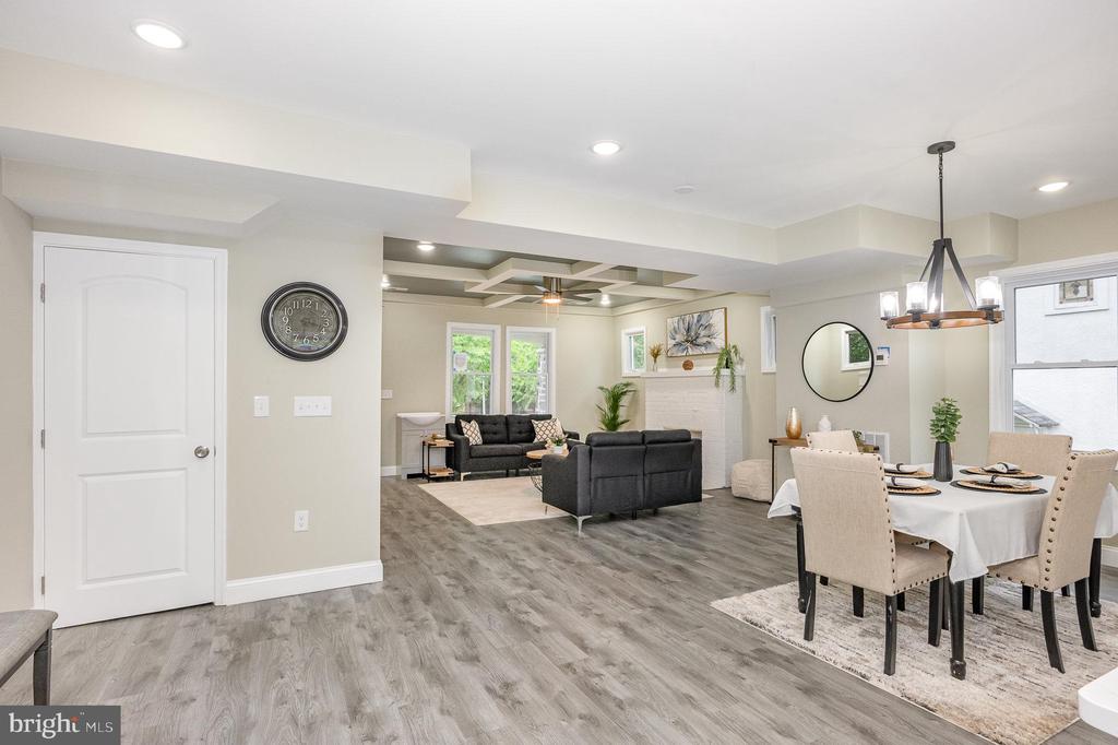 3204 Montebello Ter