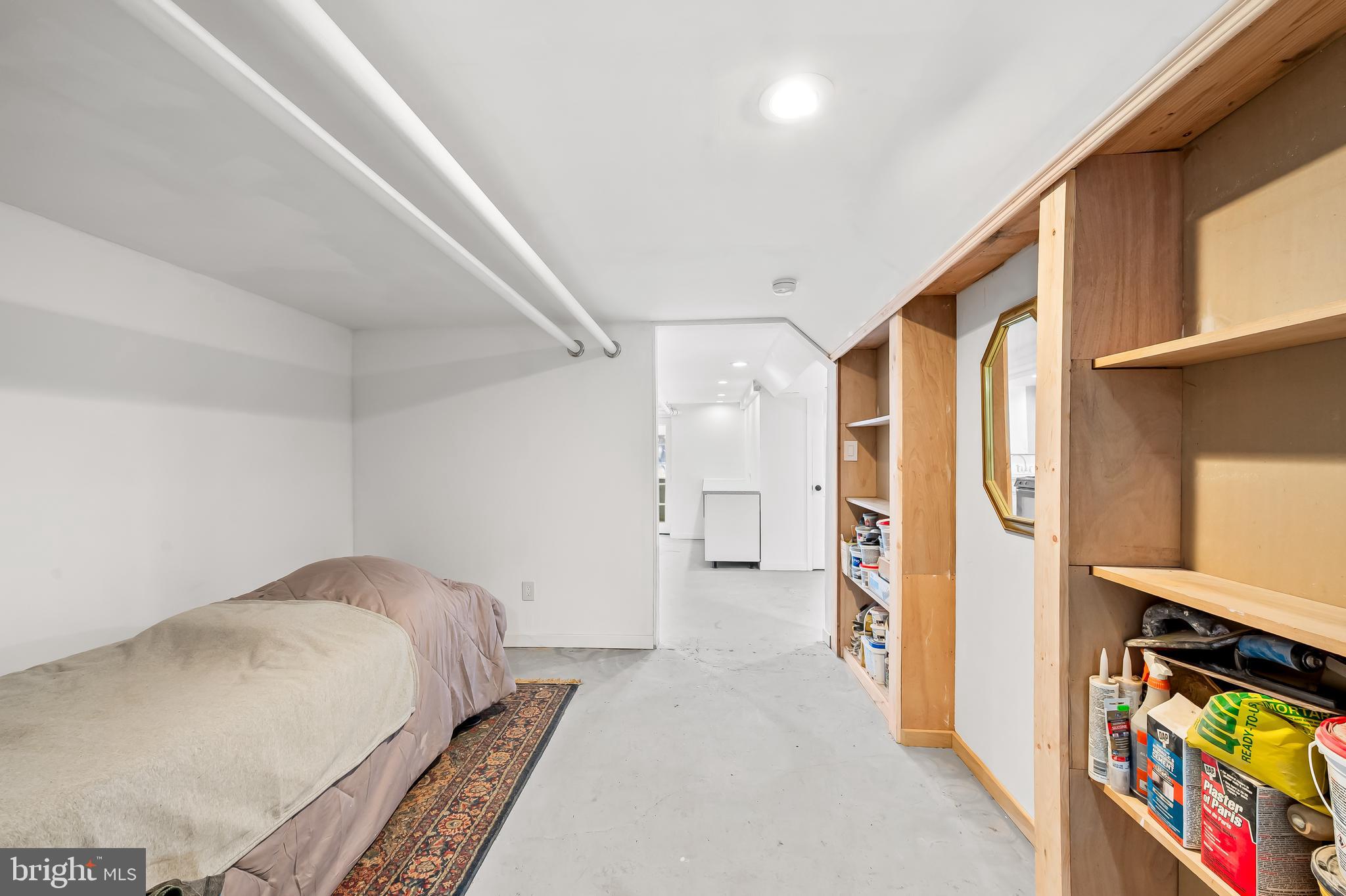 1910 Mount Royal Ter