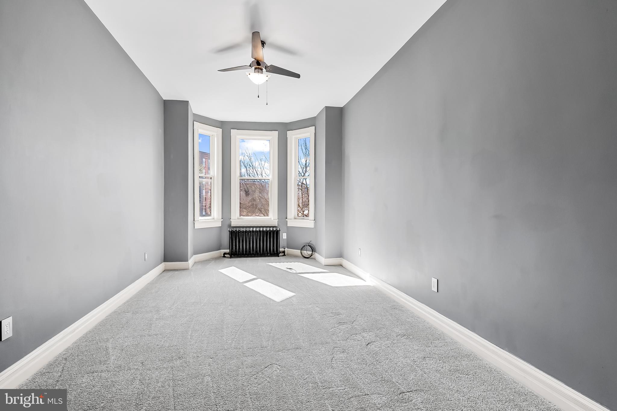 1910 Mount Royal Ter