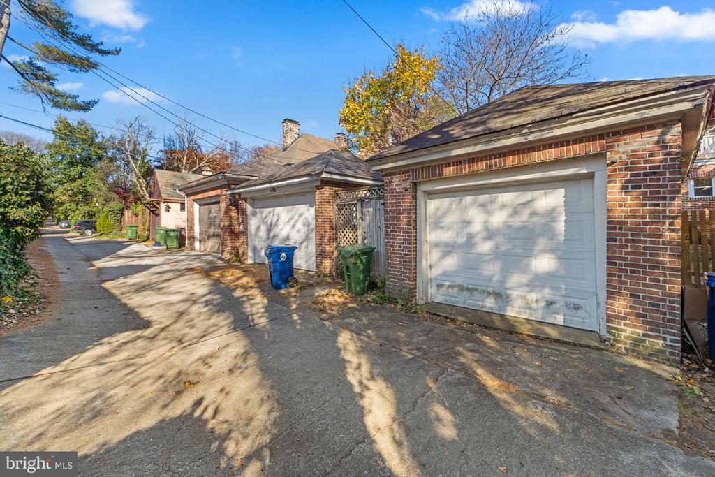 3818 Greenmount Ave