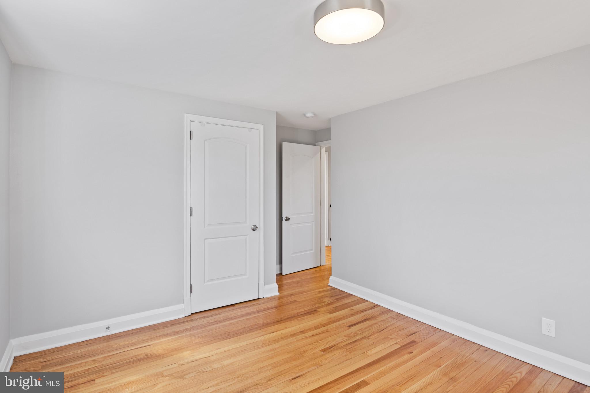 2406 E Strathmore Ave