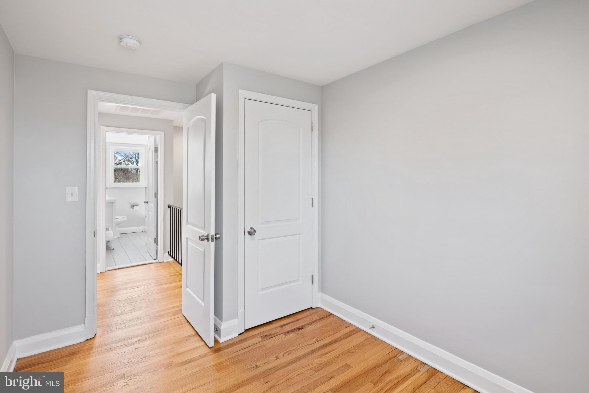 2406 E Strathmore Ave