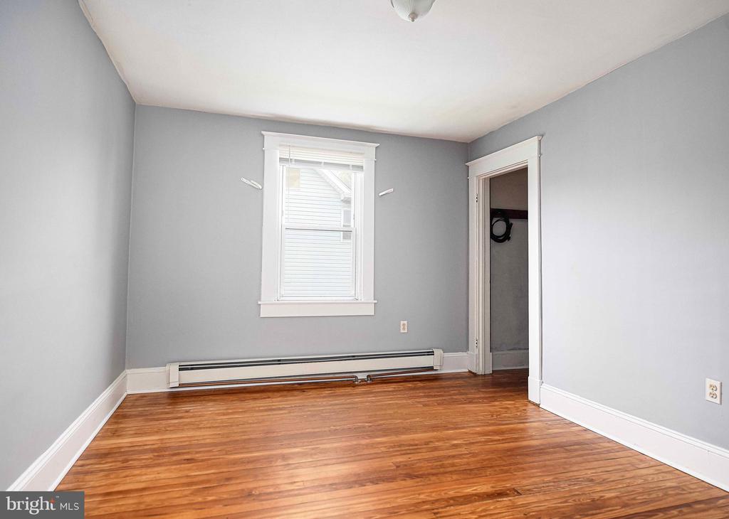 2605 Evergreen Ave