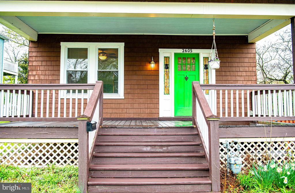 2605 Evergreen Ave