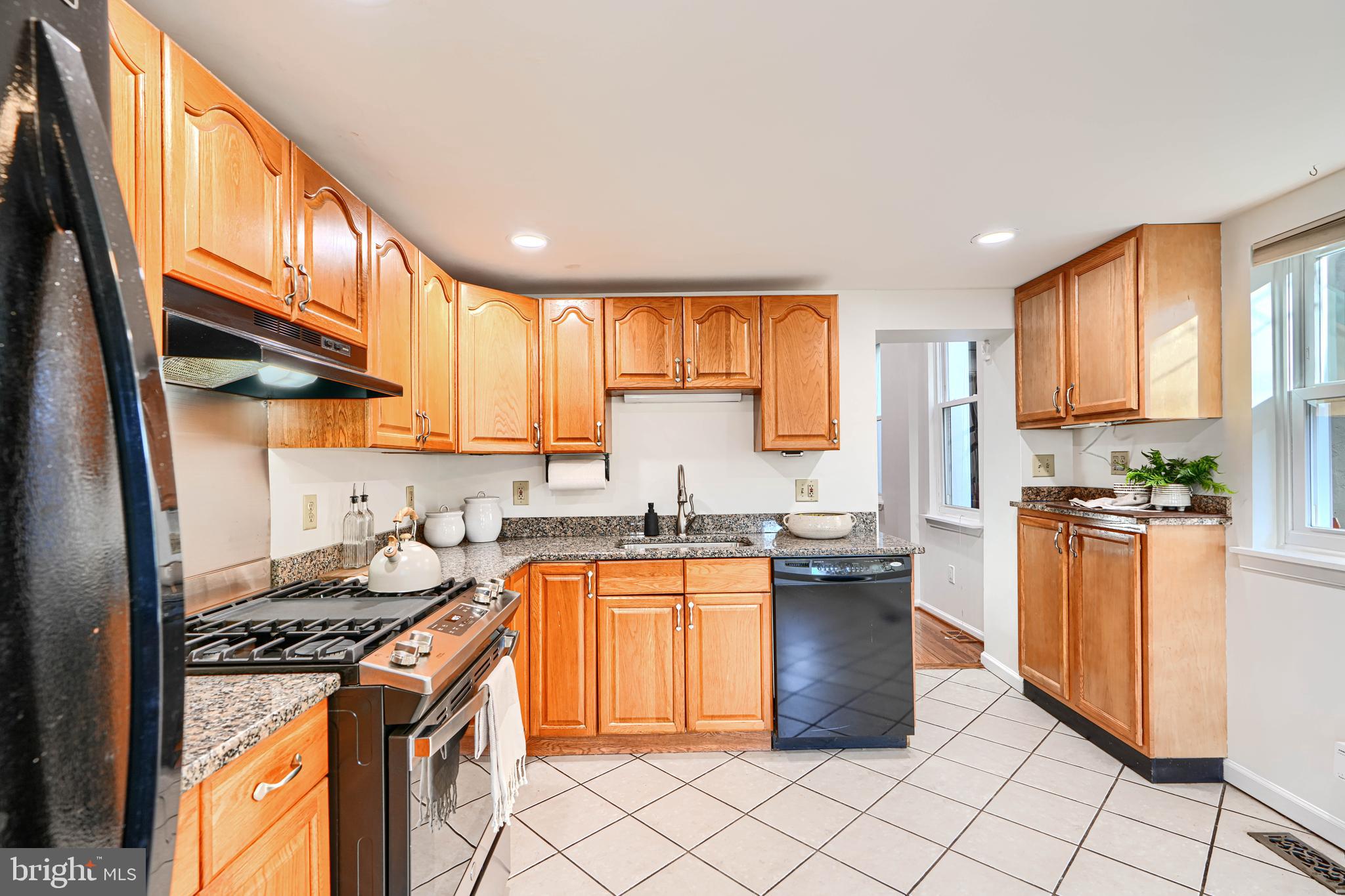 1706 S CHARLES STREET S