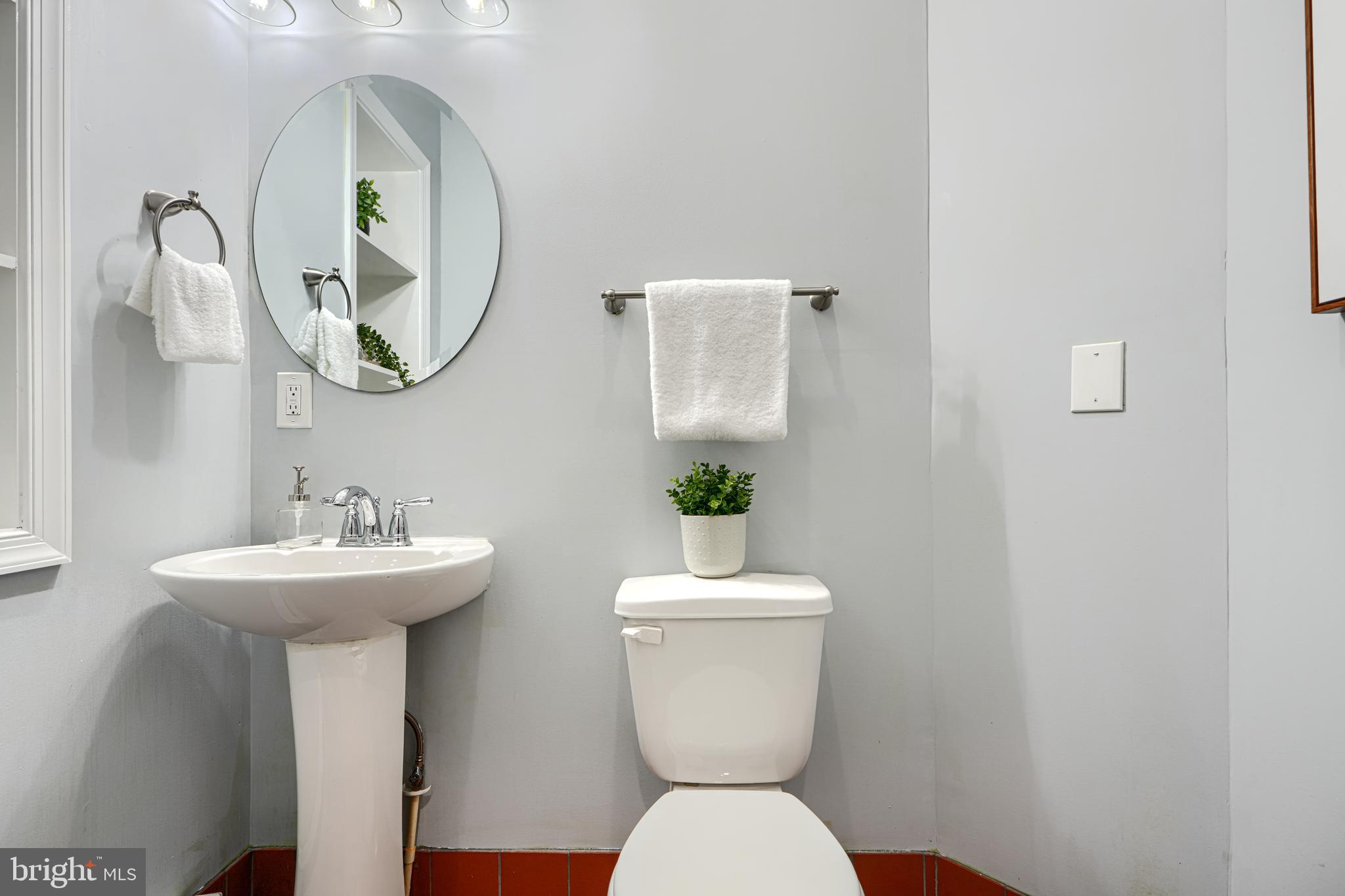 1706 S CHARLES STREET S