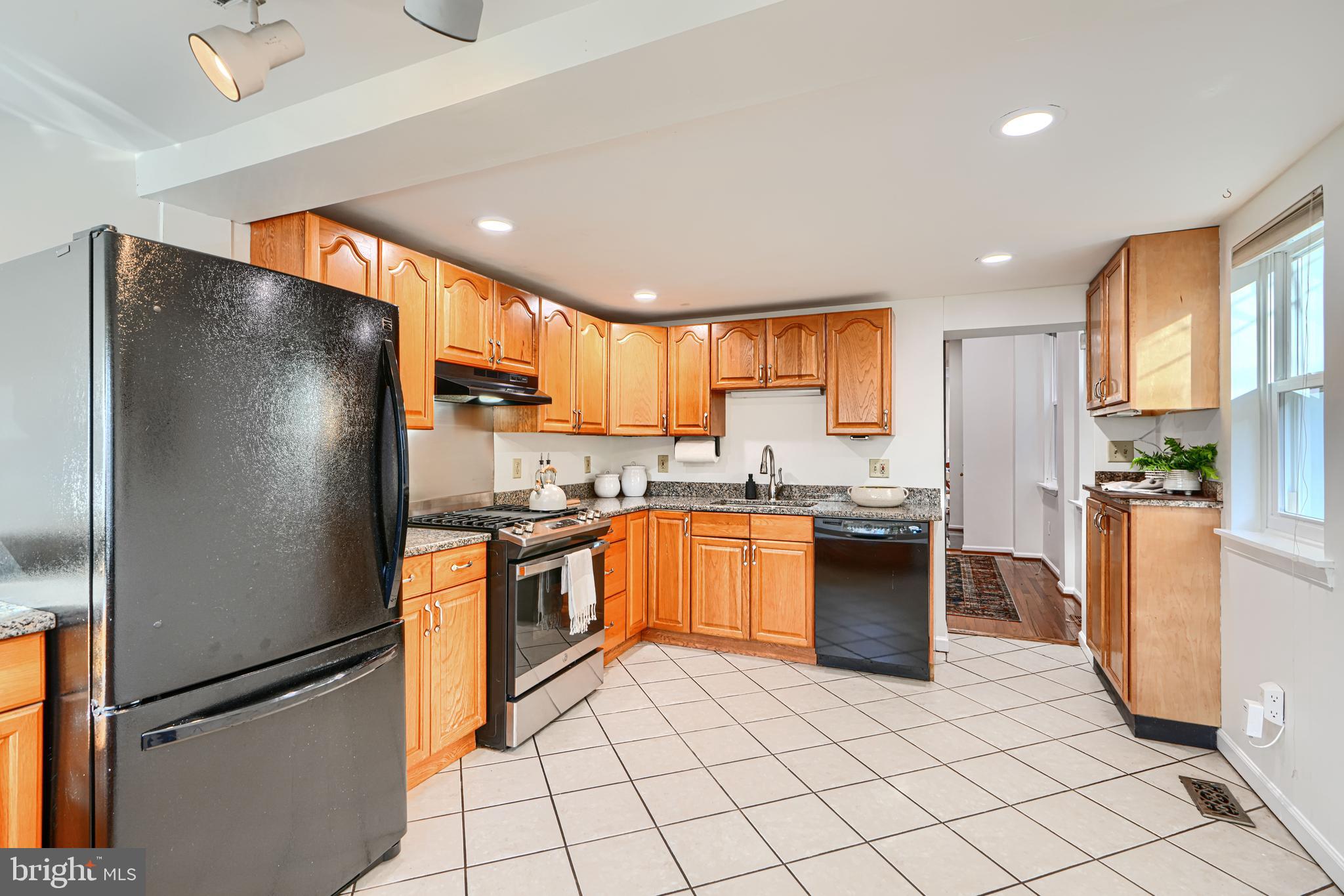 1706 S CHARLES STREET S