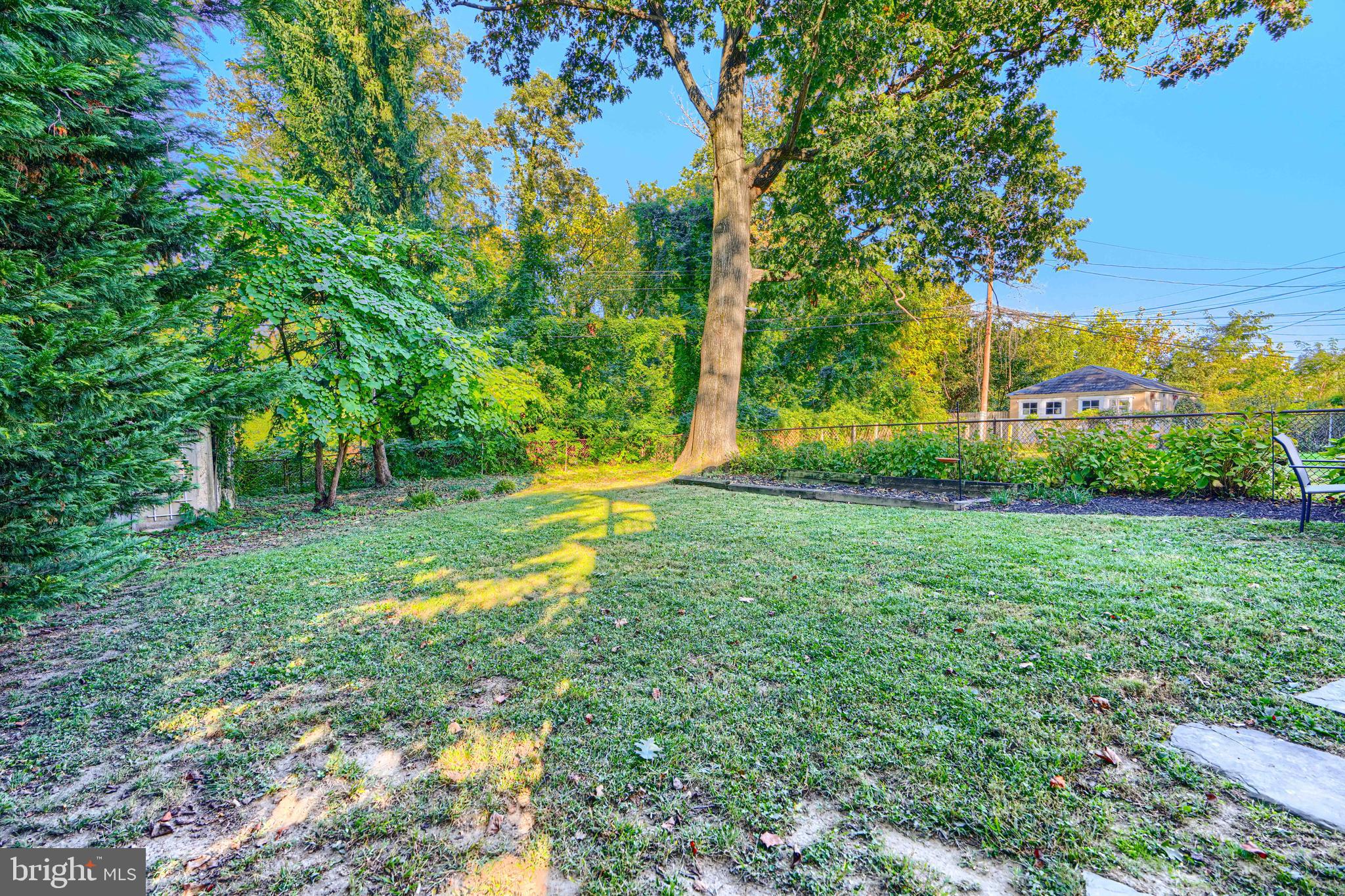 2806 PARKVIEW TERRACE