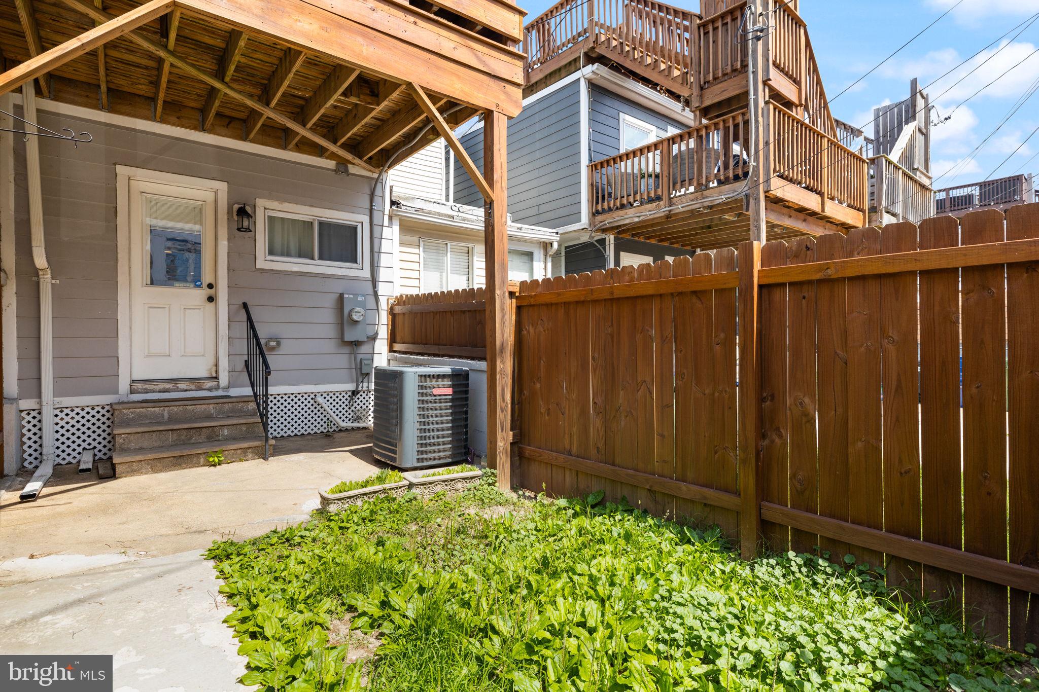 1473 REYNOLDS STREET