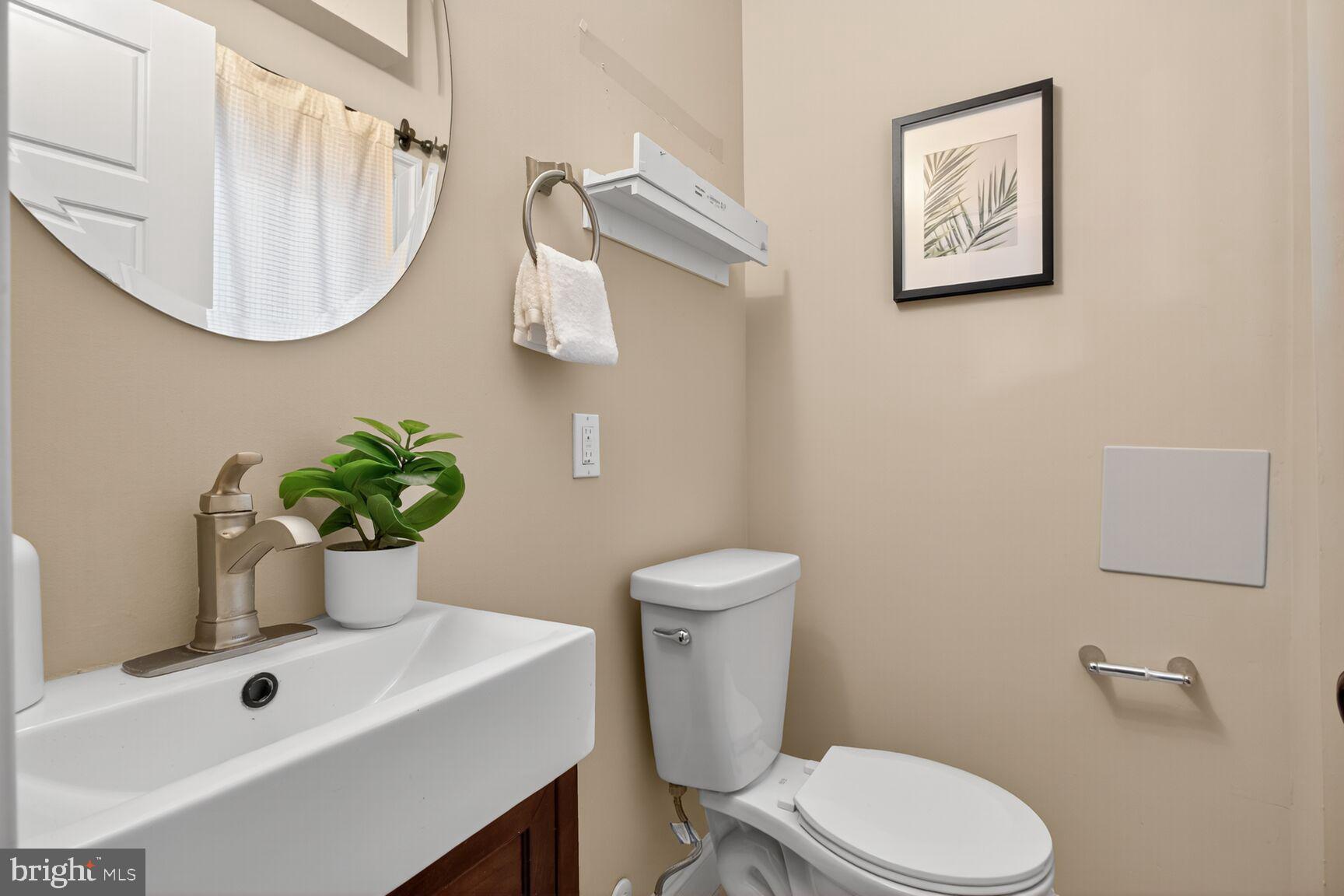 1473 REYNOLDS STREET