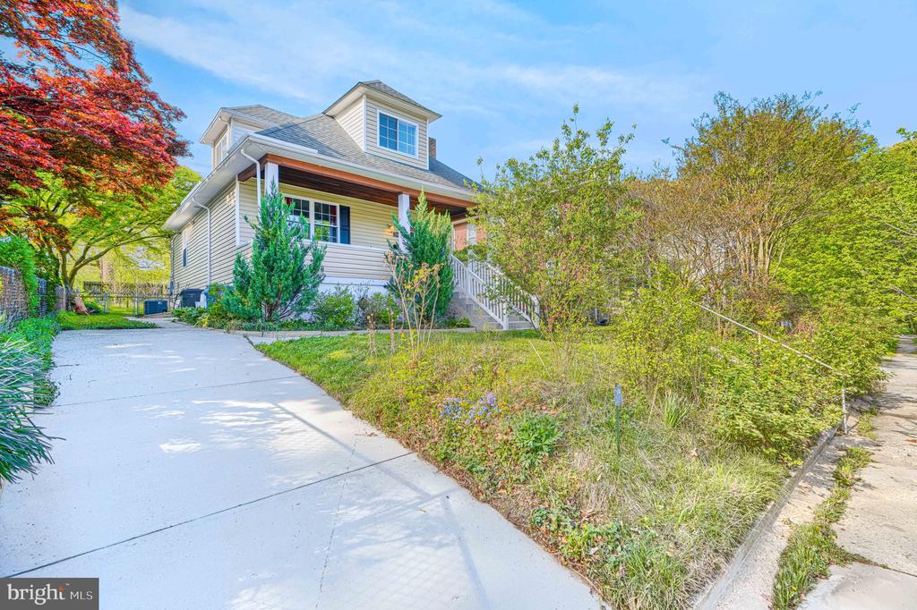 3105 JUNEAU PLACE