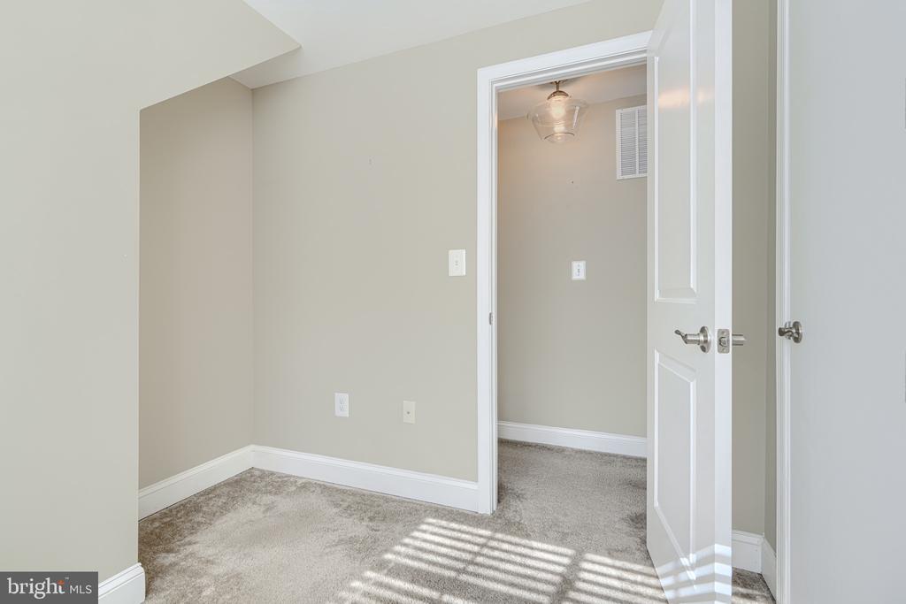 3105 JUNEAU PLACE