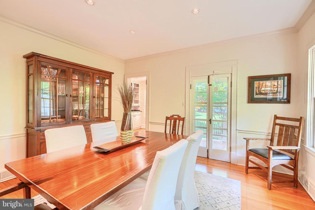207 HAWTHORNE ROAD