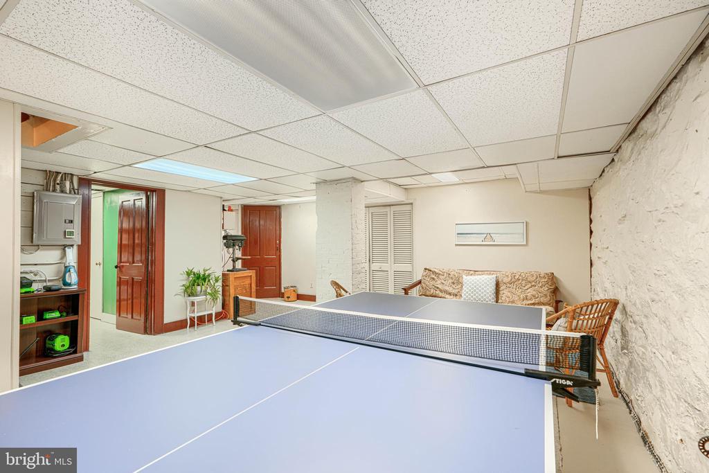 207 HAWTHORNE ROAD