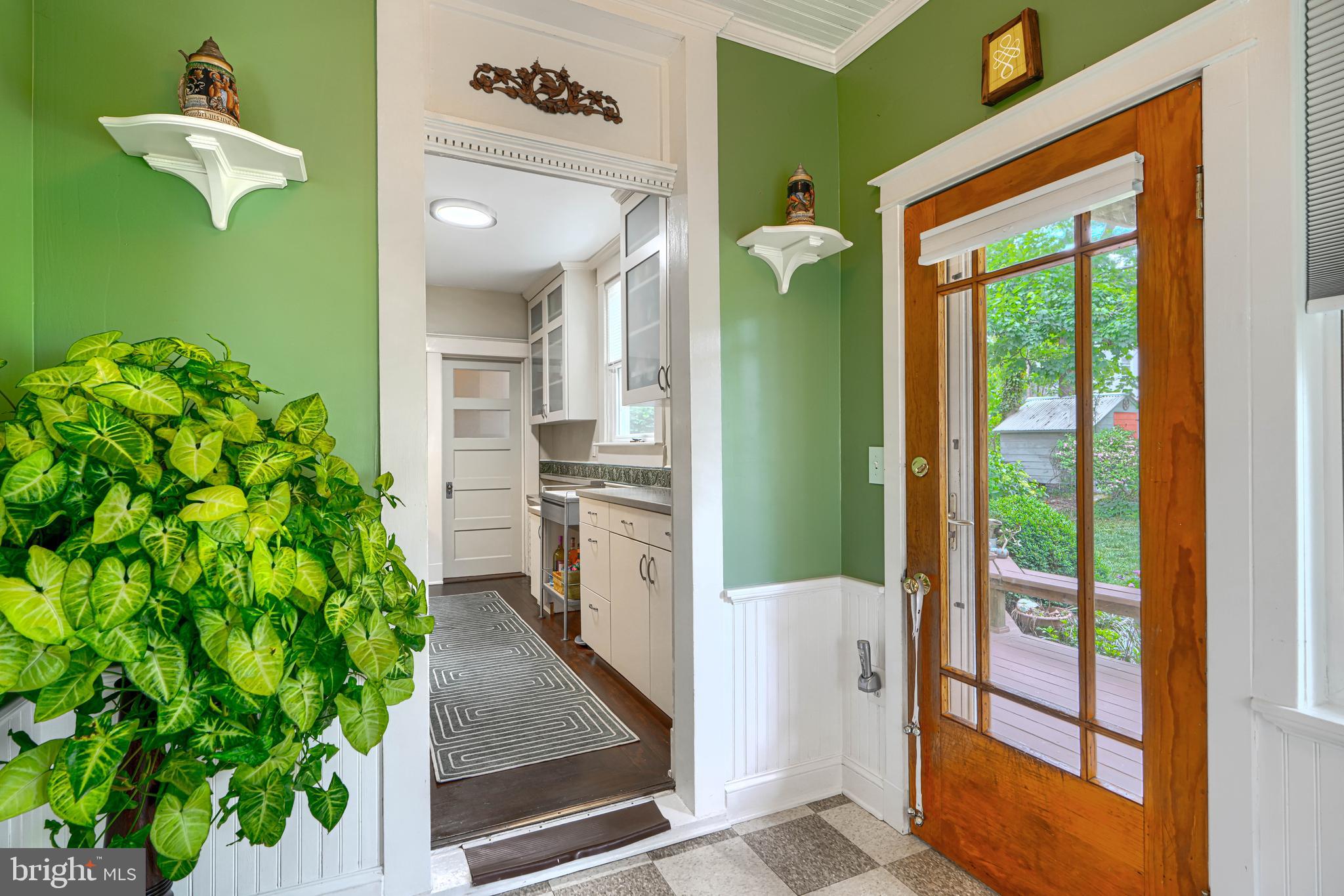 3018 IONA TERRACE