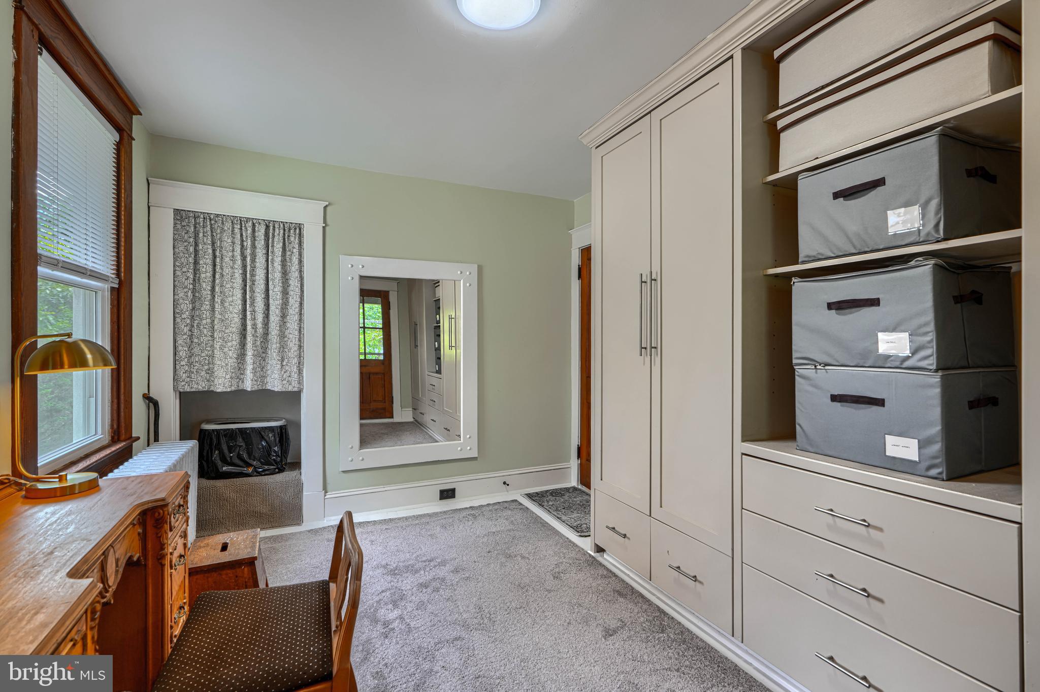 3018 IONA TERRACE