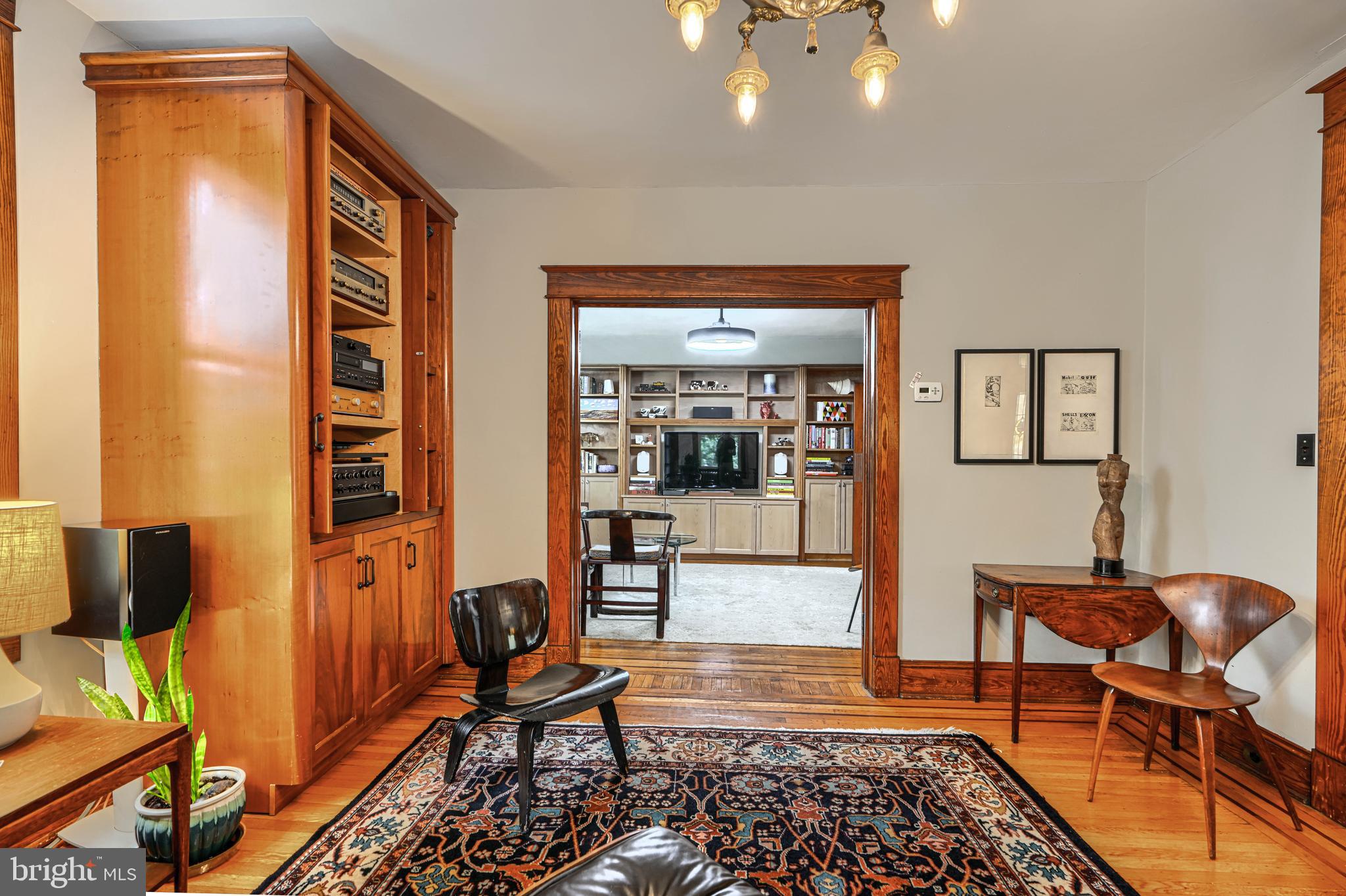 3018 IONA TERRACE