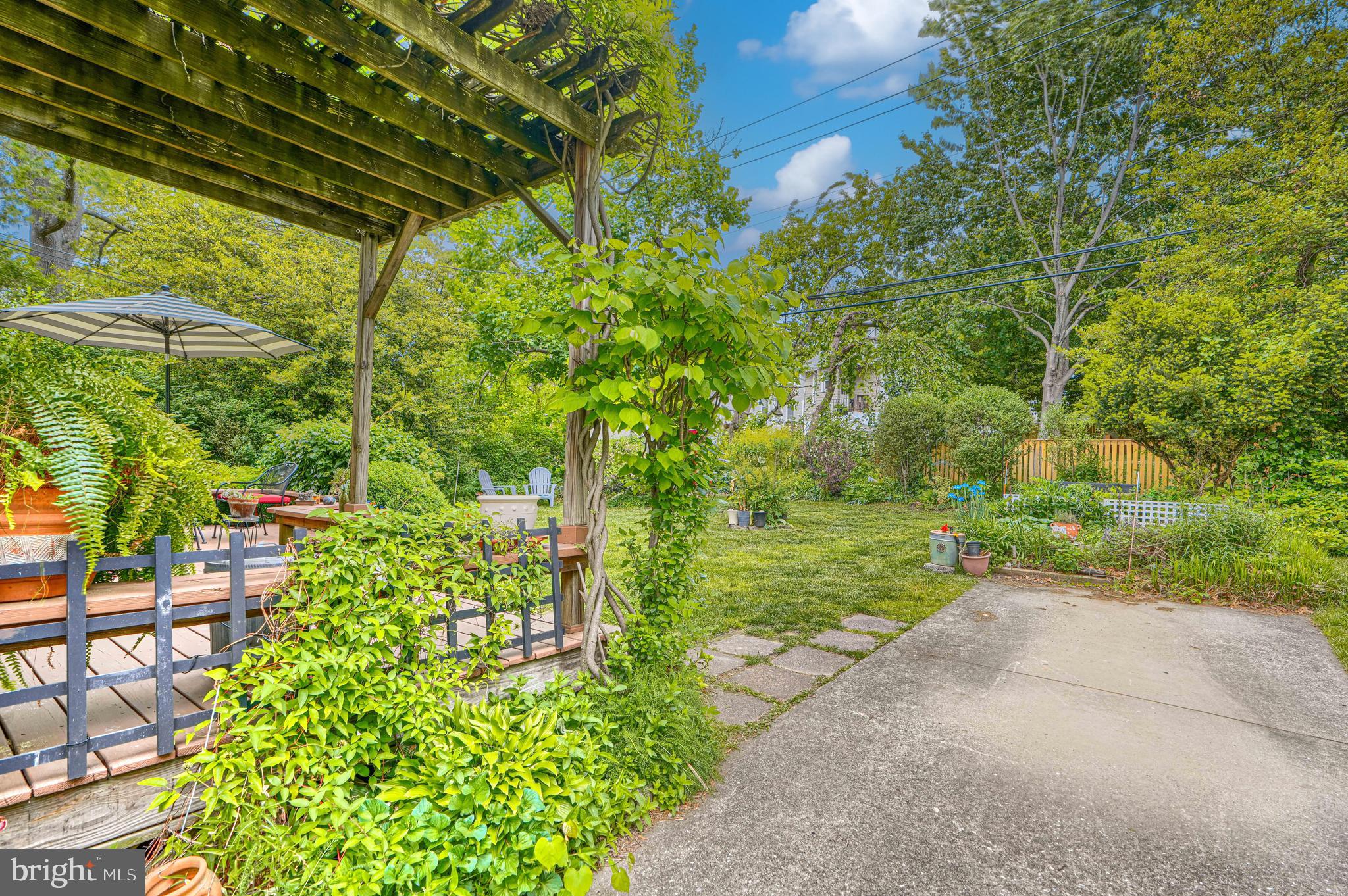 3018 IONA TERRACE