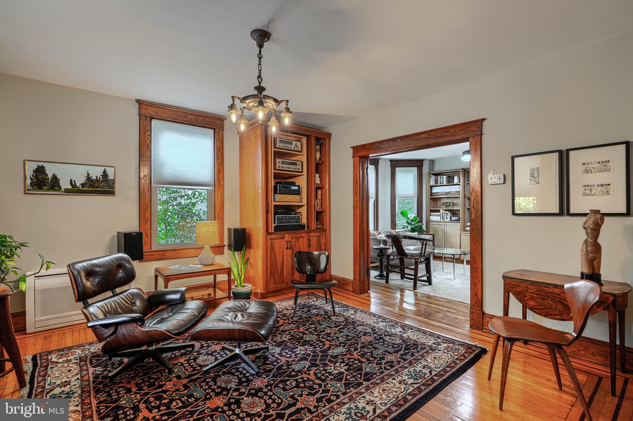 3018 IONA TERRACE