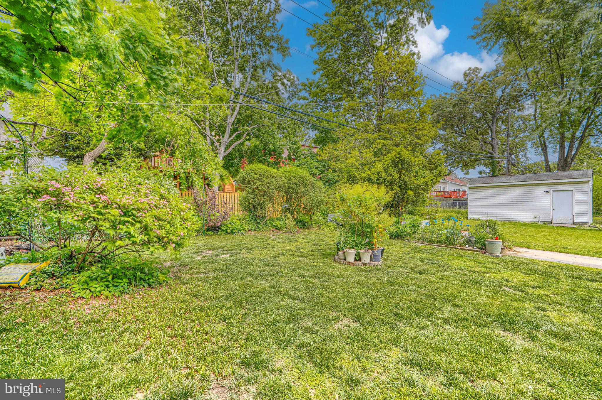 3018 IONA TERRACE