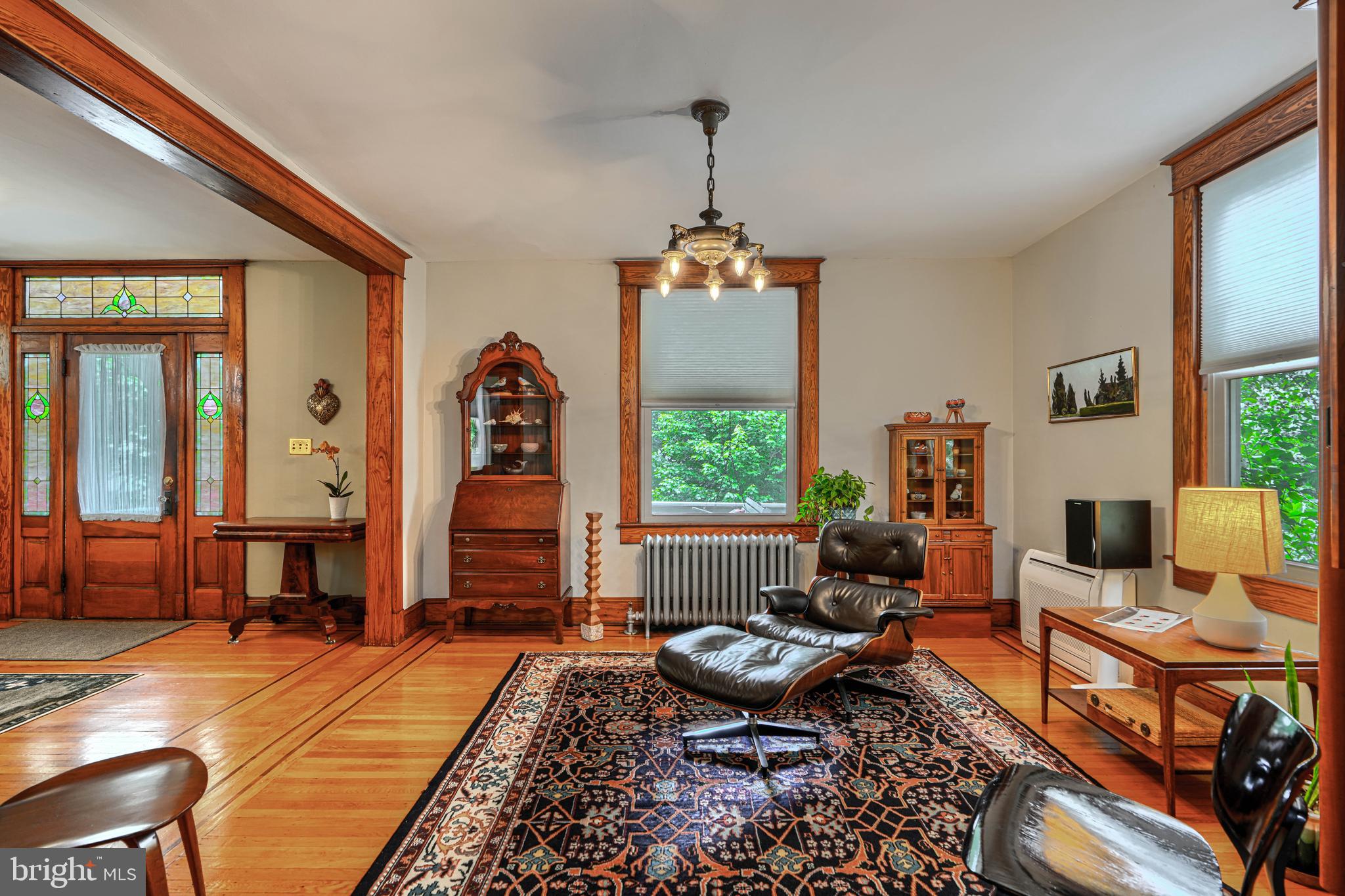 3018 IONA TERRACE