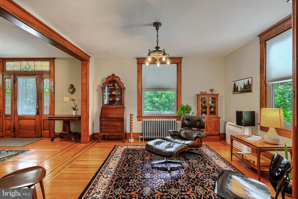 3018 IONA TERRACE