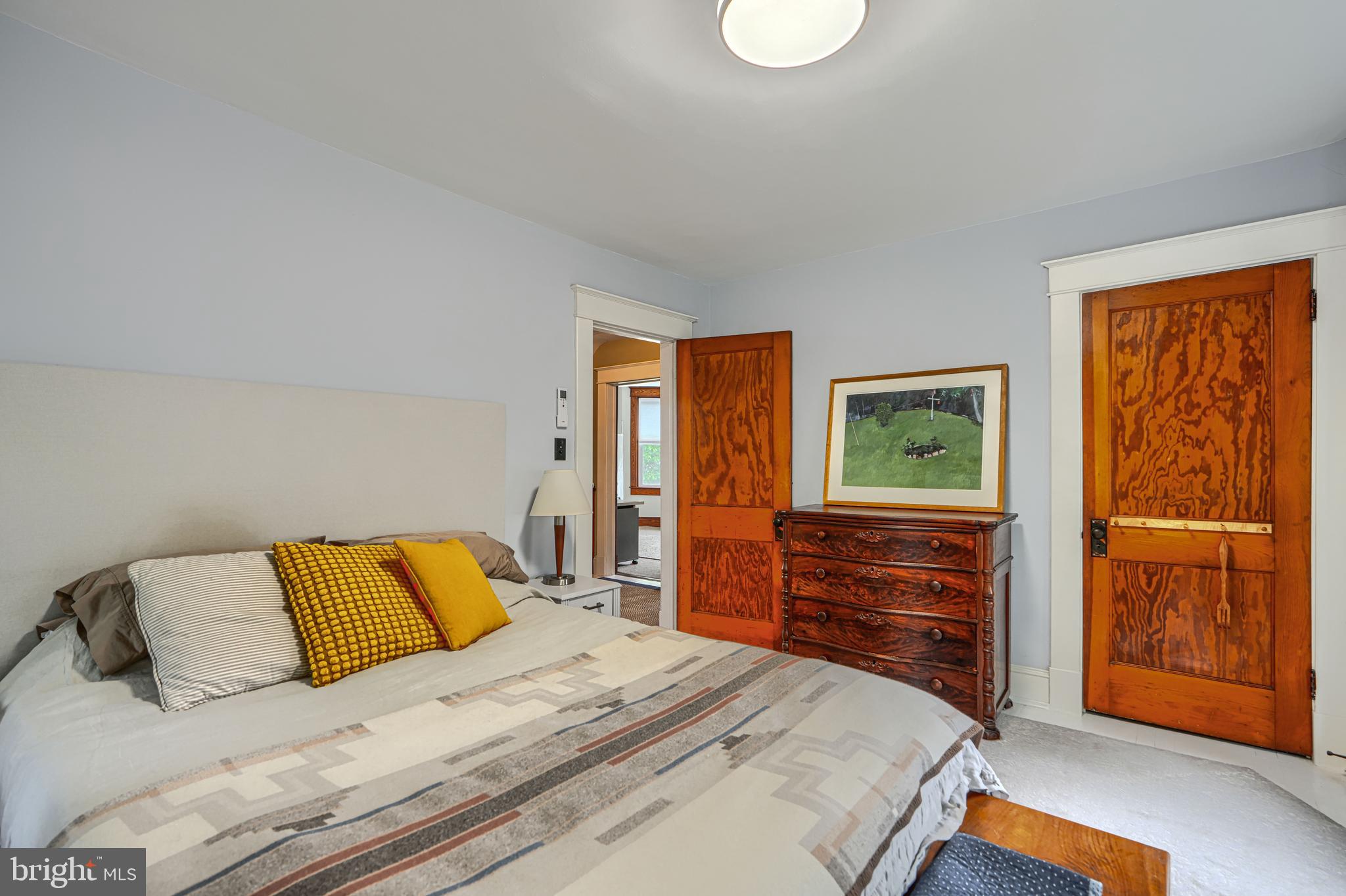3018 IONA TERRACE