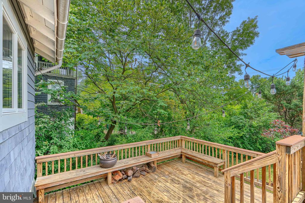 3009 IONA TERRACE