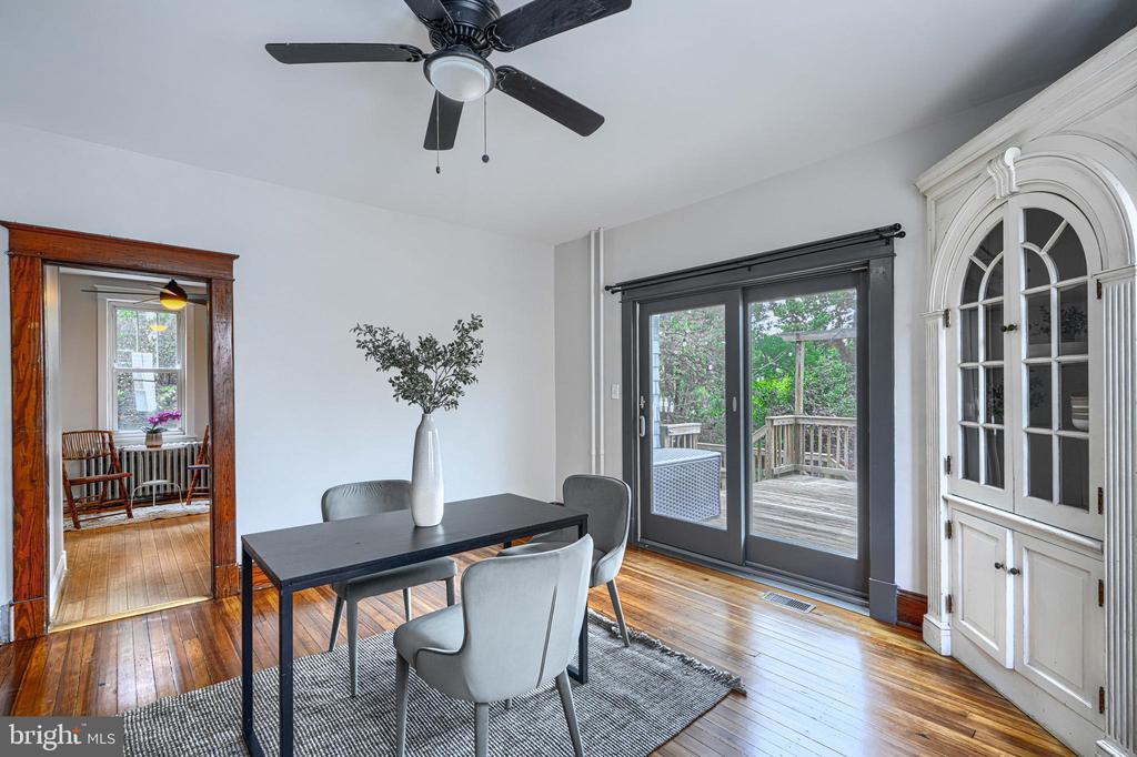 3009 IONA TERRACE