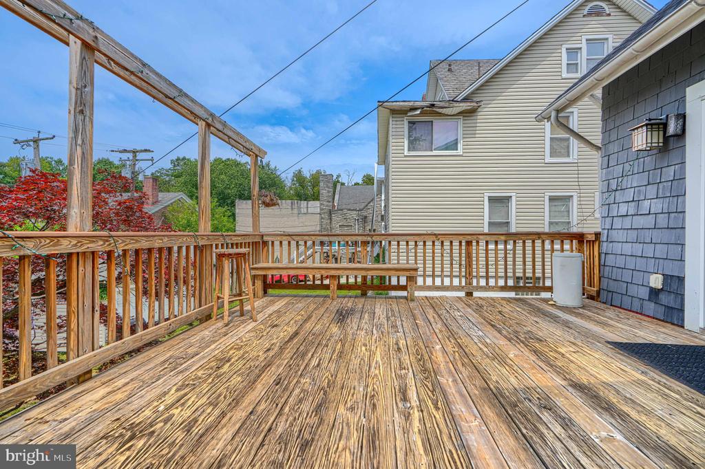 3009 IONA TERRACE