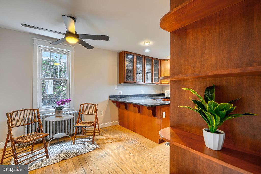 3009 IONA TERRACE