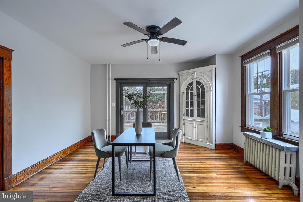 3009 IONA TERRACE