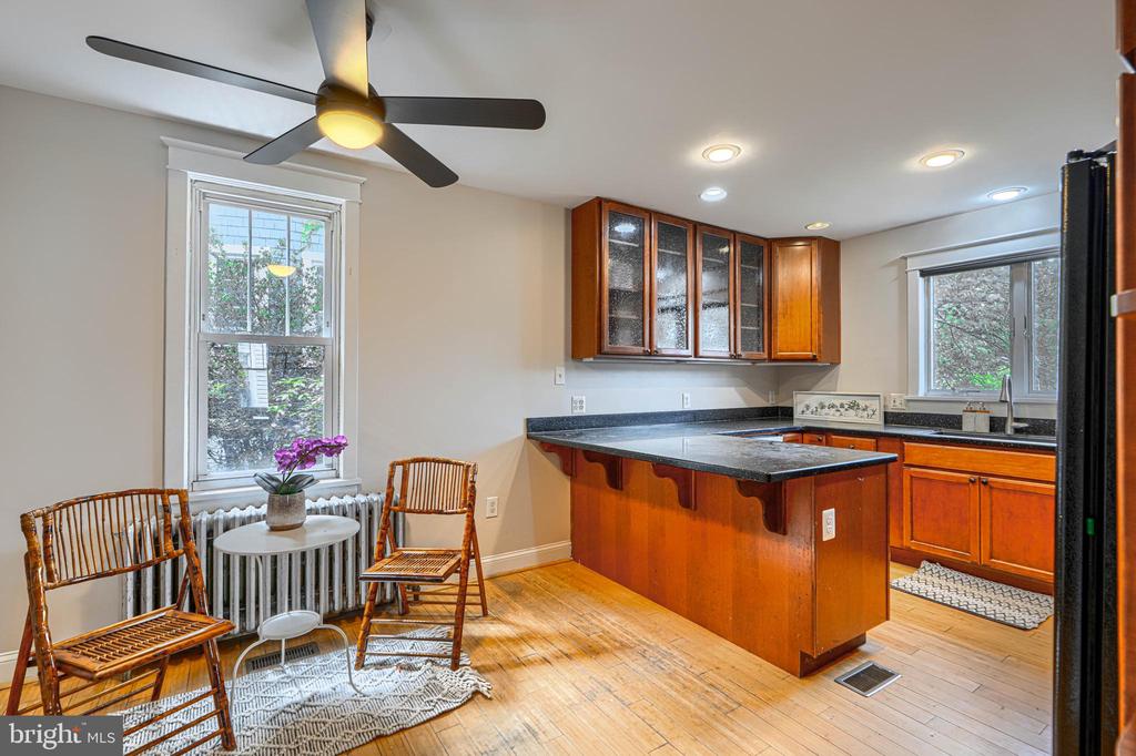 3009 IONA TERRACE