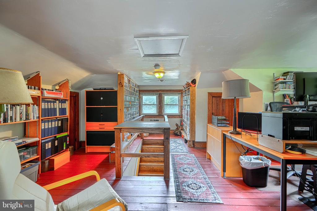 3106 PARKSIDE DRIVE
