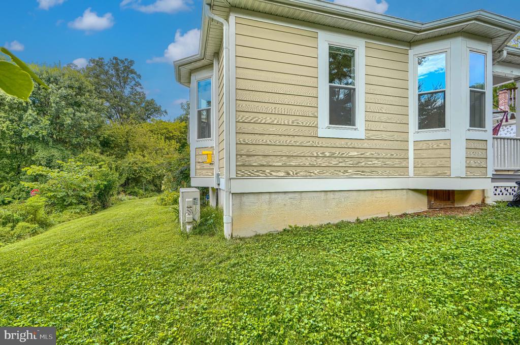 3106 PARKSIDE DRIVE