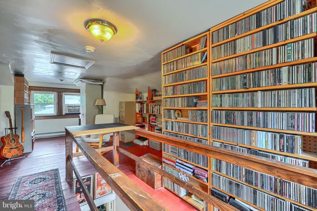 3106 PARKSIDE DRIVE