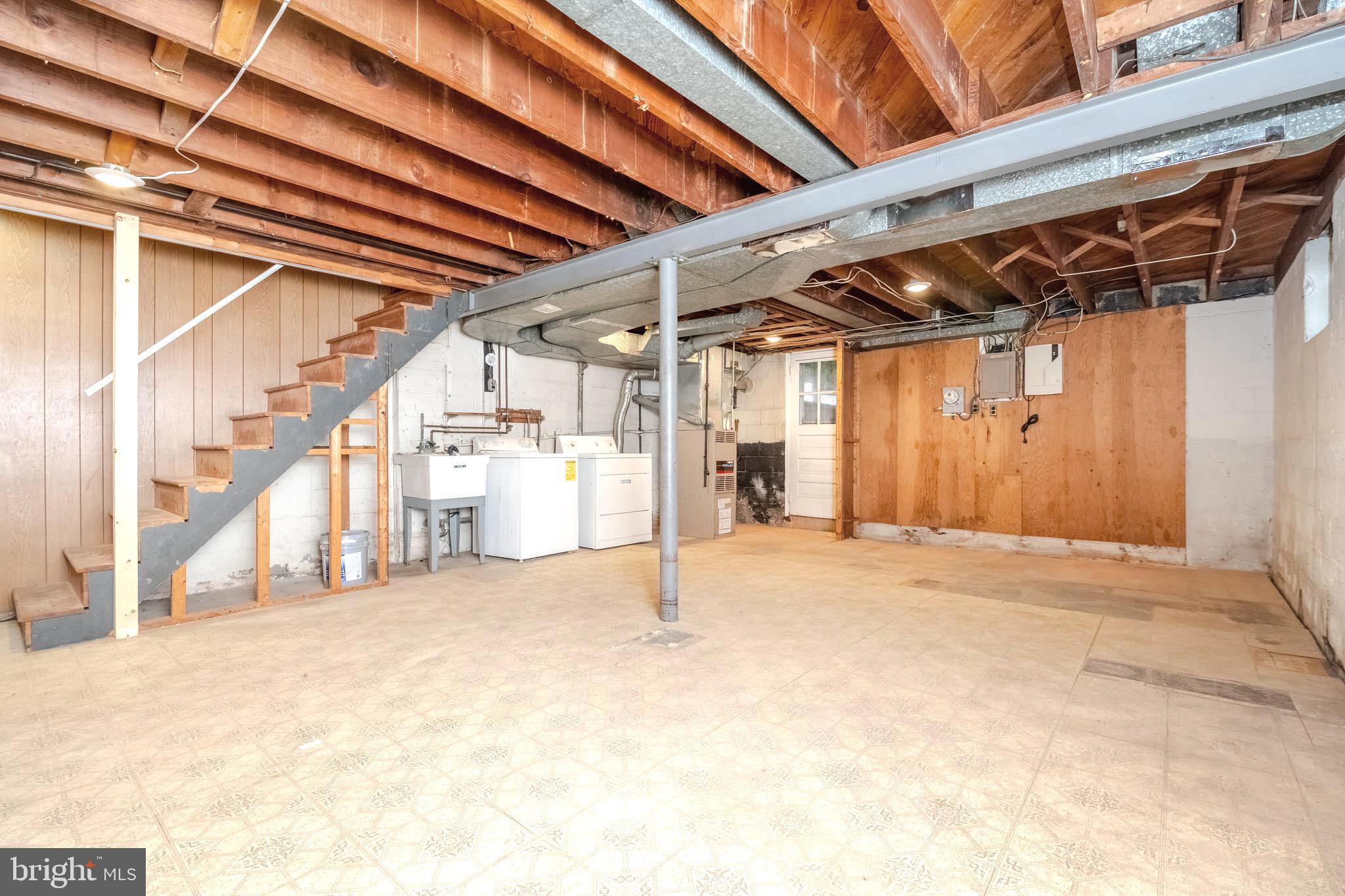 133 Lyndale AVENUE