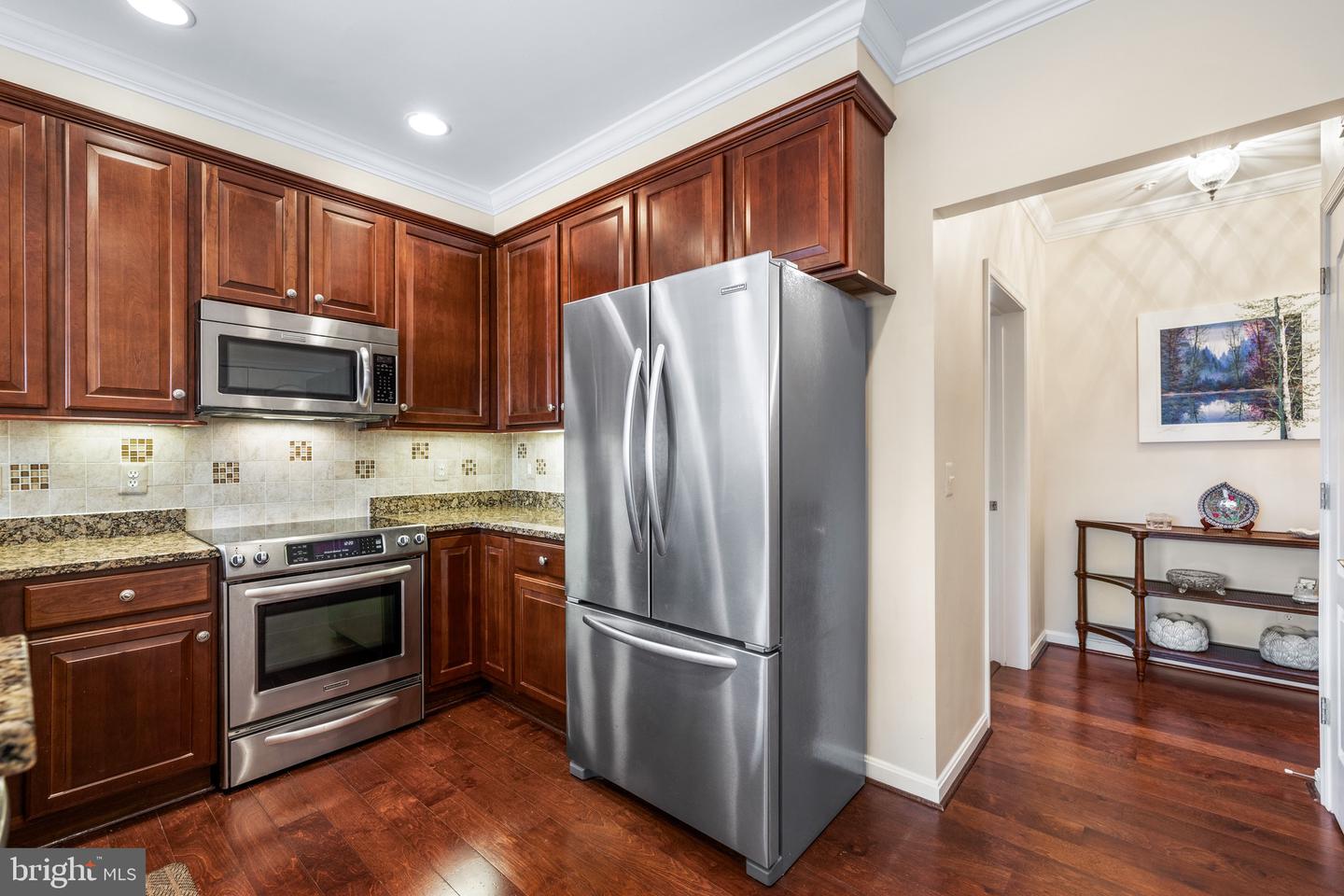 7101 Travertine Dr #307