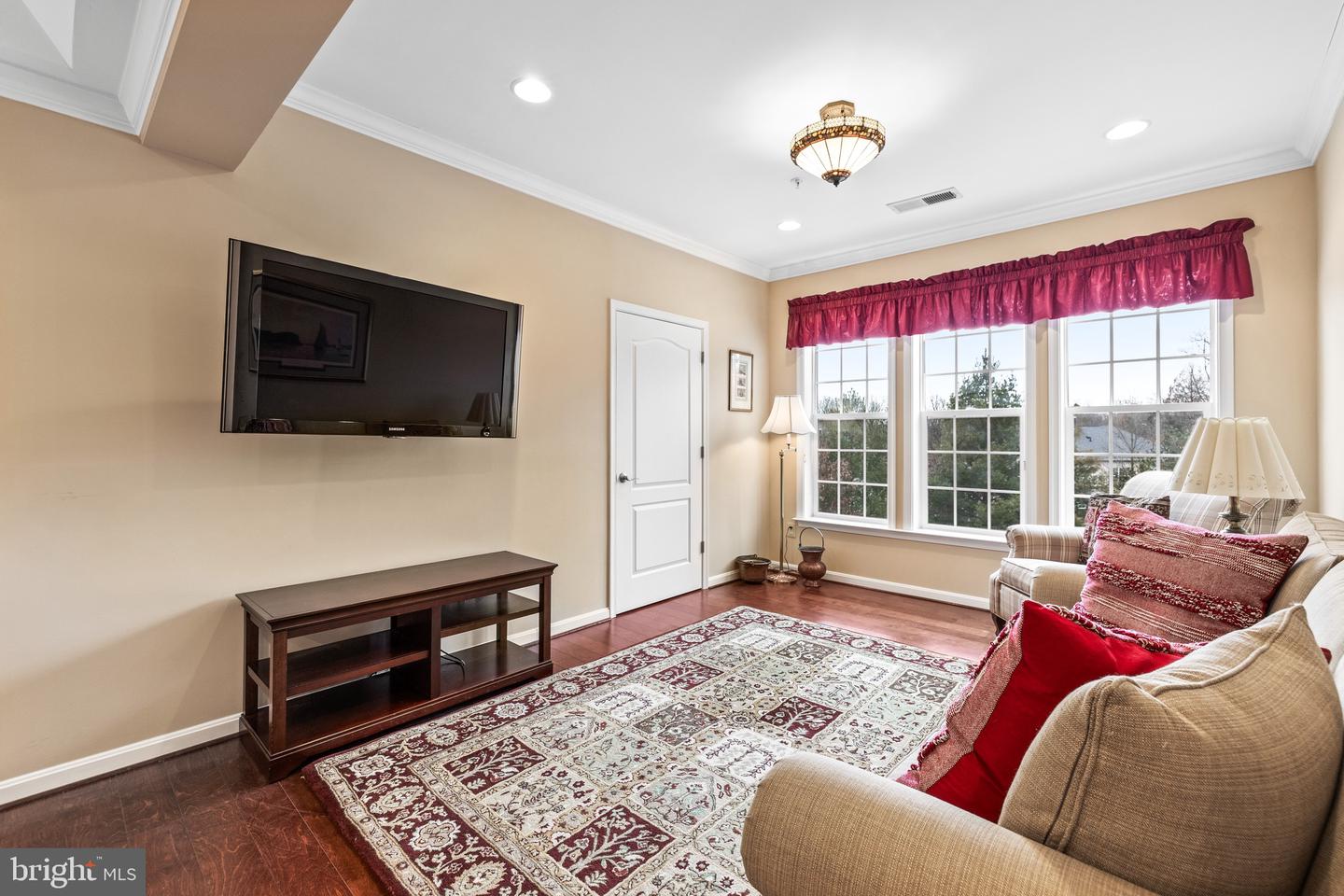 7101 Travertine Dr #307