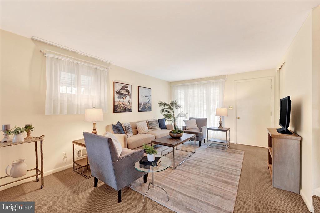 9219 Orbitan Rd